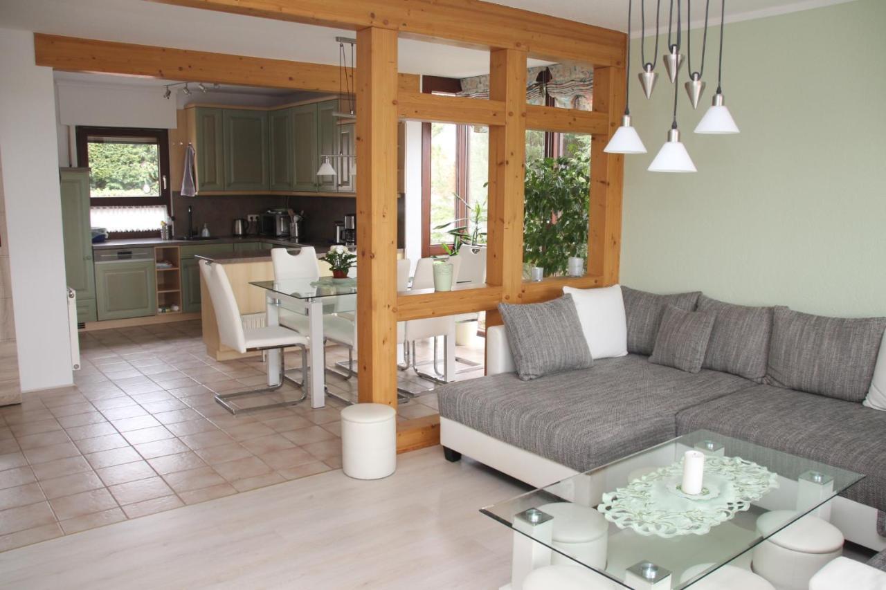 Ferienwohnung Rennsteigblick Riechheim Esterno foto